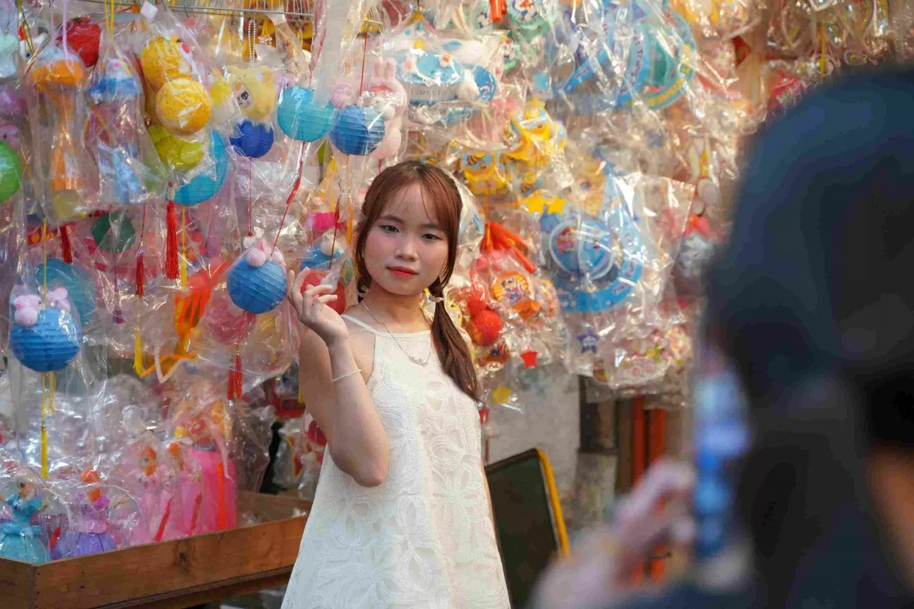 Phố lồng đèn Lương Nhữ Học: Lễ hội ánh sáng mỗi độ Thu sang