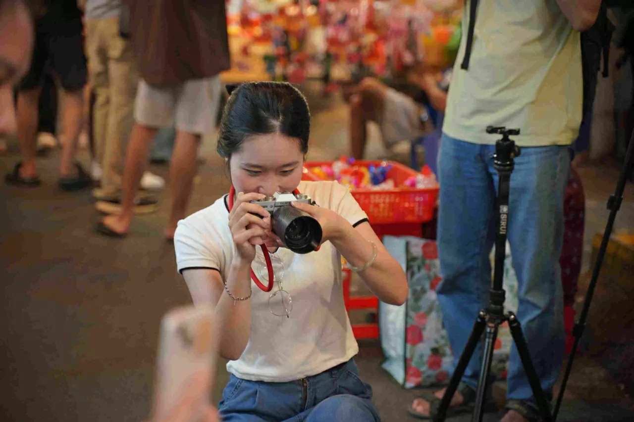 Phố lồng đèn Lương Nhữ Học: Lễ hội ánh sáng mỗi độ Thu sang