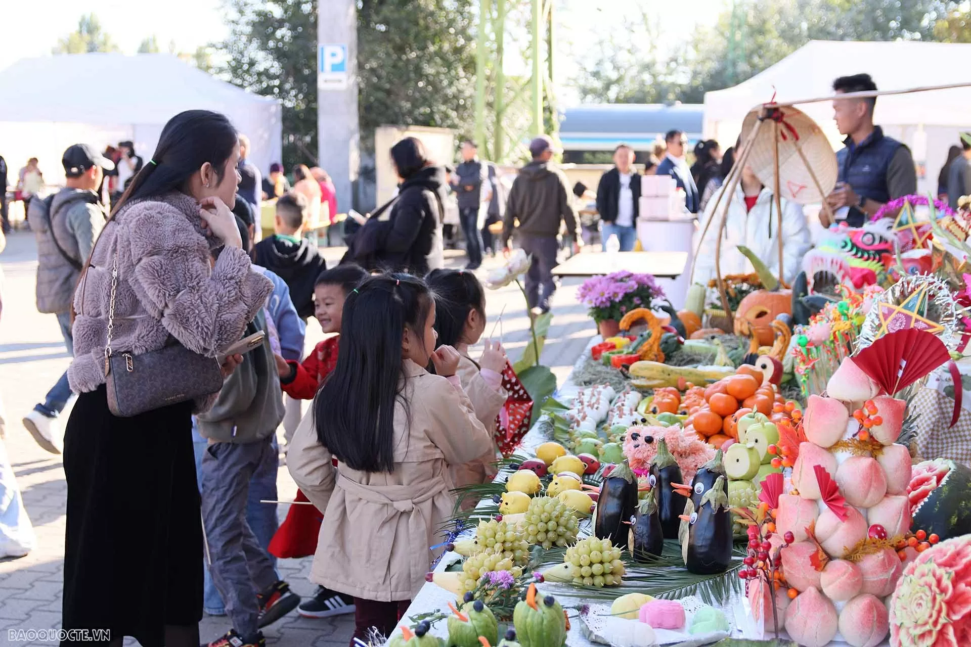 Cộng đồng người Việt Nam tại Hungary tổ chức Đêm hội Trung thu 2025: Gắn kết yêu thương, giữ gìn bản sắc văn hóa dân tộc