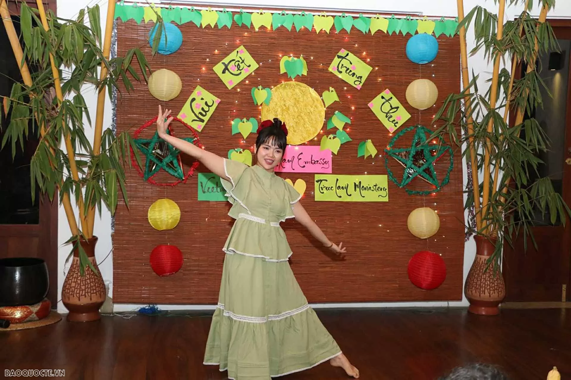 Rộn ràng sắc màu Tết Trung Thu Việt tại Sri Lanka Rộn ràng sắc màu Tết Trung Thu Việt tại Sri Lanka