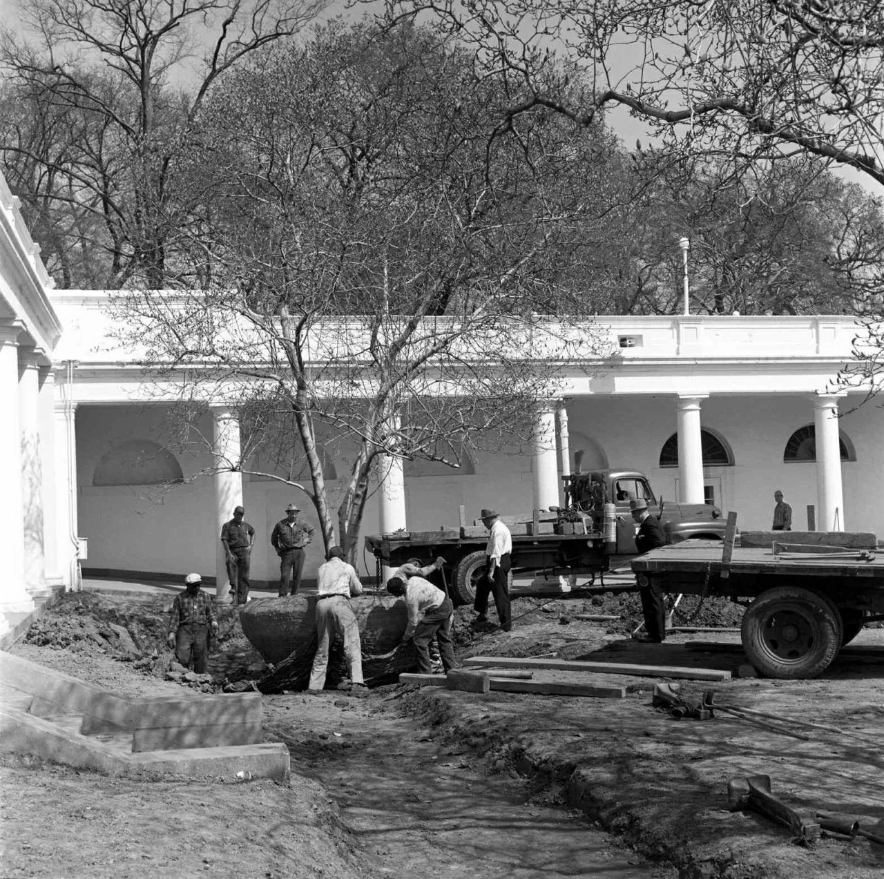 Khi lịch sử nước Mỹ đi qua 'lối nhỏ Vườn Hồng'