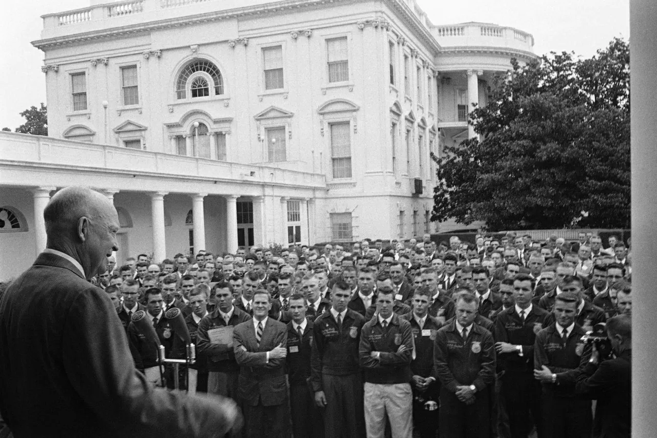 Khi lịch sử nước Mỹ đi qua 'lối nhỏ Vườn Hồng'