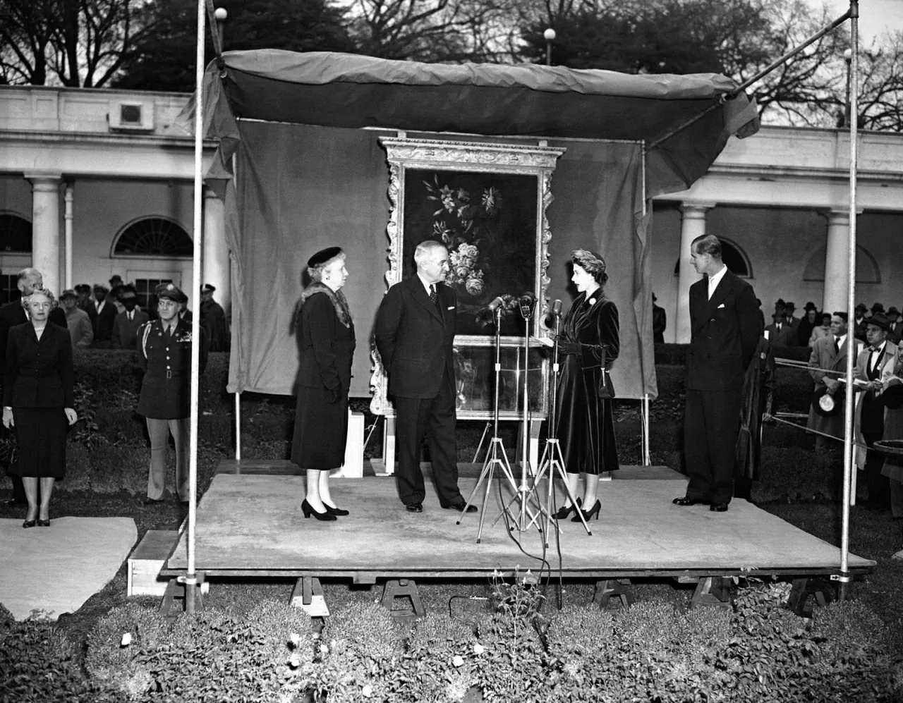 Khi lịch sử nước Mỹ đi qua 'lối nhỏ Vườn Hồng'