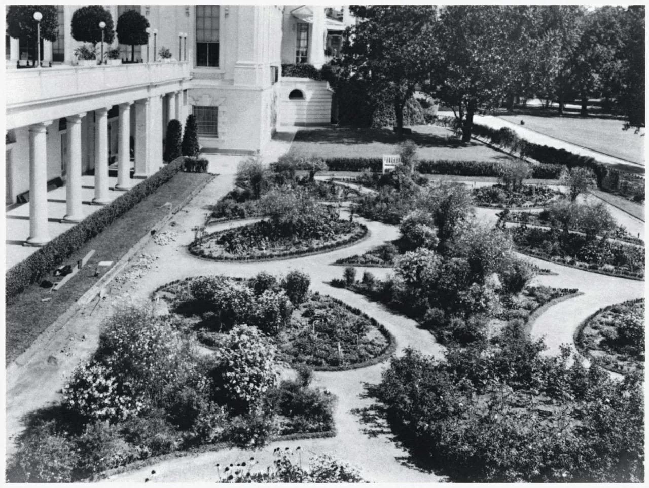 Khi lịch sử nước Mỹ đi qua 'lối nhỏ Vườn Hồng'