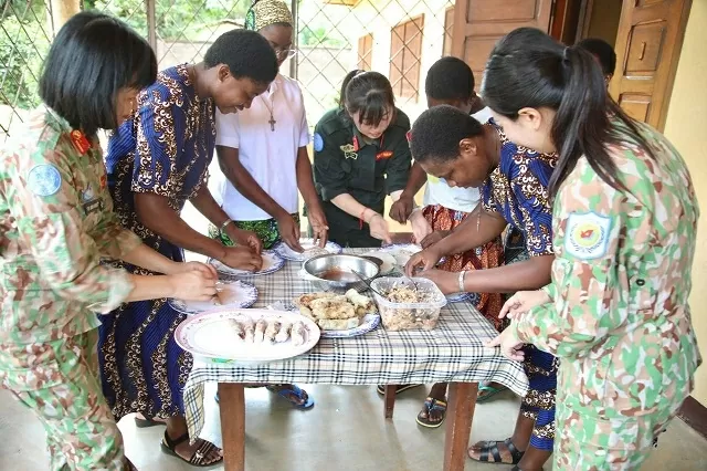 Trung thu Việt Nam thắp sáng nụ cười trẻ em Trung Phi