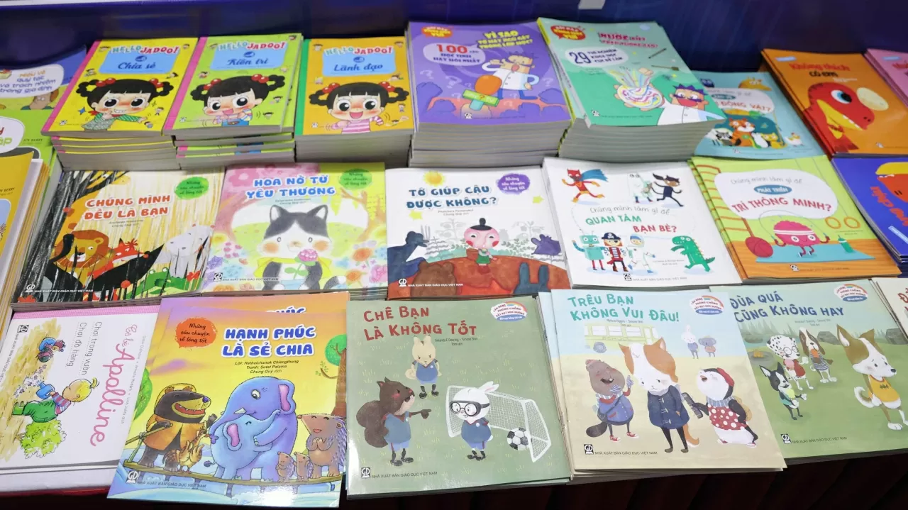 Nhà xuất bản Giáo dục Việt Nam nâng tầm văn hóa đọc tại Hội sách Hà Nội