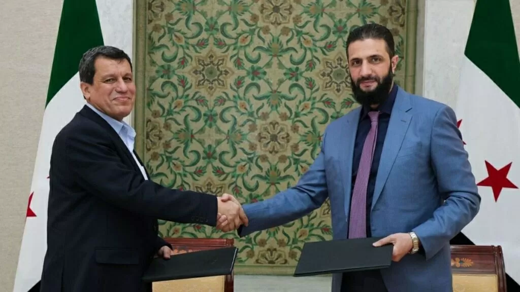 Chính quyền lâm thời Syria tuyên bố đạt thỏa thuận ngừng bắn toàn diện với lực lượng do Mỹ hậu thuẫn Chính quyền lâm thời Syria tuyên bố đạt thỏa thuận ngừng bắn toàn diện với lực lượng do Mỹ hậu thuẫn