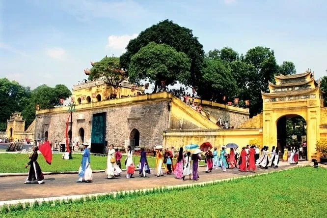 Xây dựng thương hiệu điểm đến cho những người yêu văn hoá nghệ thuật tại Thủ đô Hà Nội Xây dựng thương hiệu điểm đến cho những người yêu văn hoá nghệ thuật tại Thủ đô Hà Nội