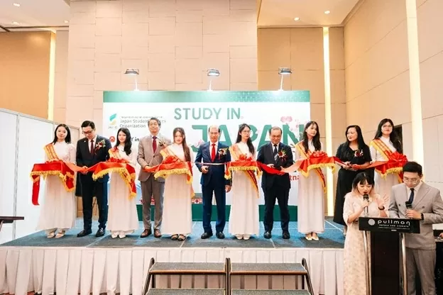 Hội thảo du học Nhật Bản 2025 tại Hà Nội thu hút gần 1.600 người tham dự Hội thảo du học Nhật Bản 2025 tại Hà Nội thu hút gần 1.600 người tham dự