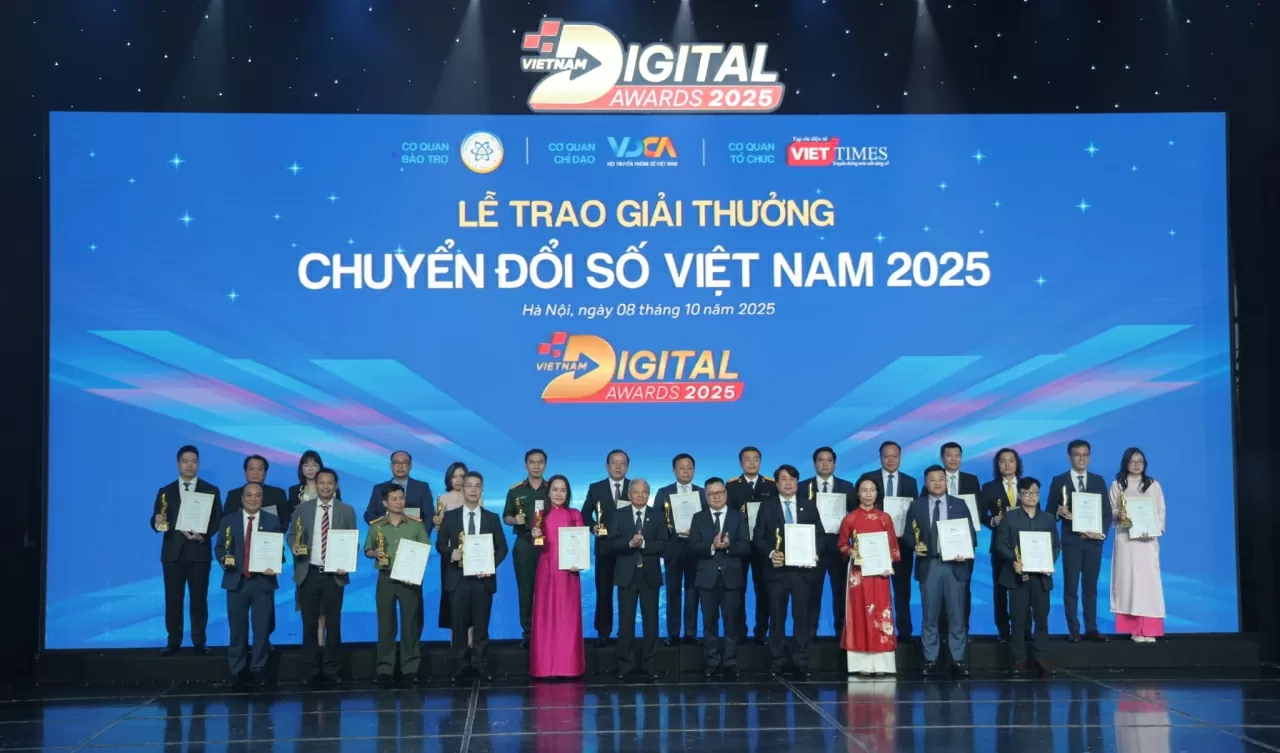 NXB Giáo dục Việt Nam đoạt giải thưởng chuyển đổi số Việt Nam NXB Giáo dục Việt Nam đoạt giải thưởng chuyển đổi số Việt Nam