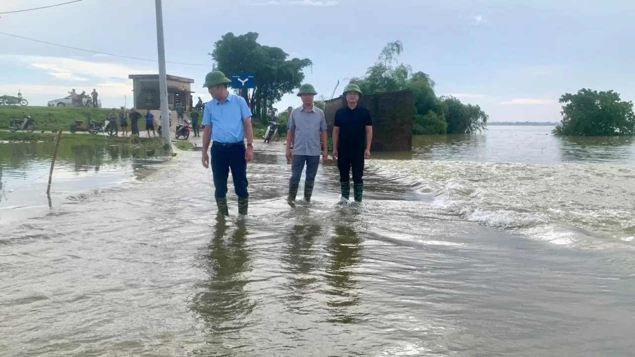 Bắc Ninh: Nhiều xã ngập úng cục bộ, nỗ lực bảo đảm an toàn cho người và tài sản