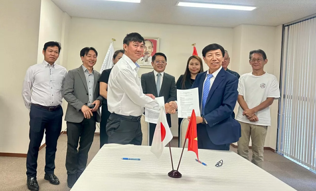 Liên chi hội tài chính Khu công nghiệp Việt Nam ký kết hợp tác với Hiệp hội kinh tế Việt Nam-Nhật Bản, thúc đẩy chuyển giao công nghệ và đầu tư sinh t