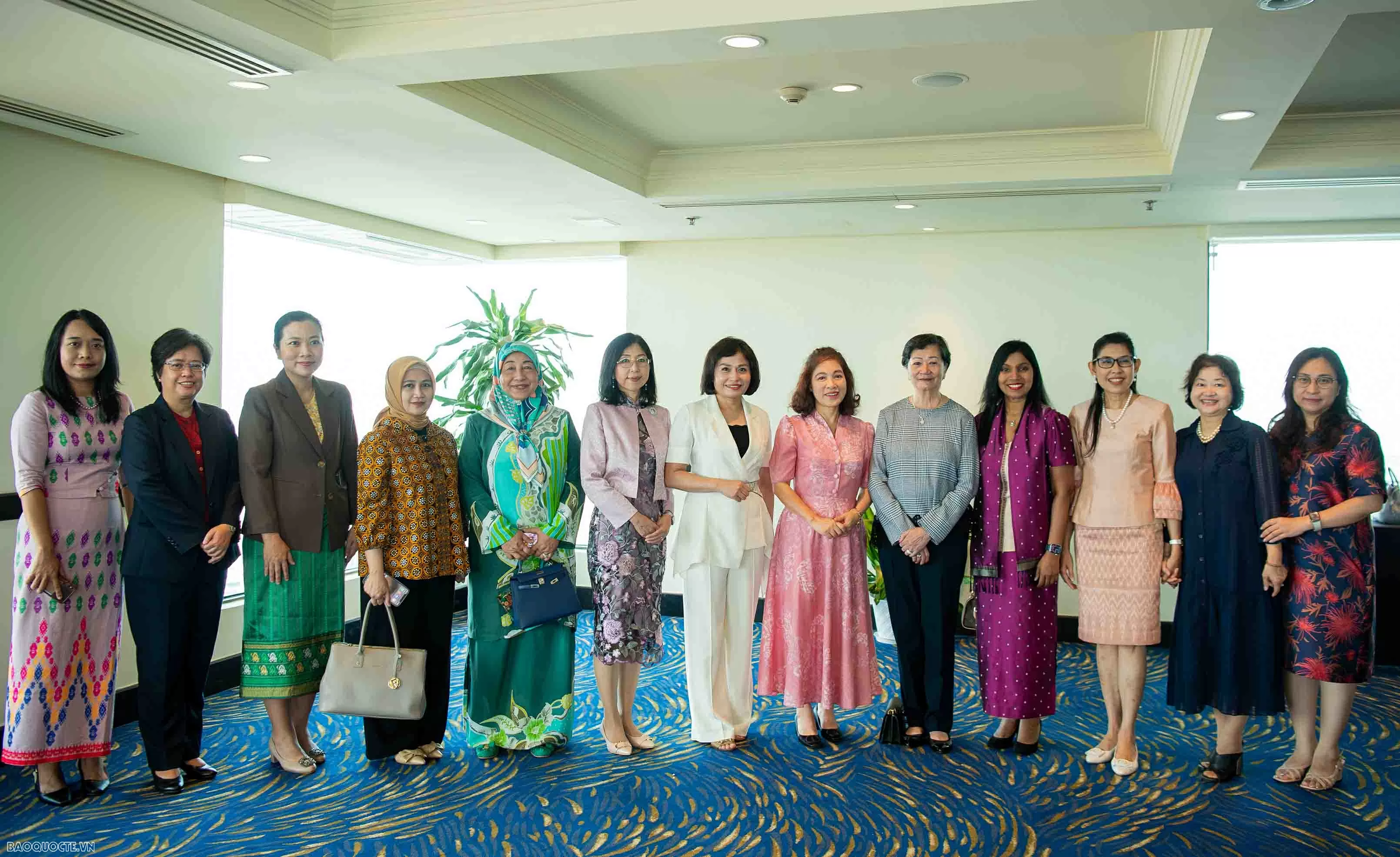 Nhóm AWCH: Lan tỏa tình hữu nghị, đoàn kết và vai trò tích cực của phụ nữ ASEAN trong thời đại mới Nhóm AWCH: Lan tỏa tình hữu nghị, đoàn kết và vai trò tích cực của phụ nữ ASEAN trong thời đại mới