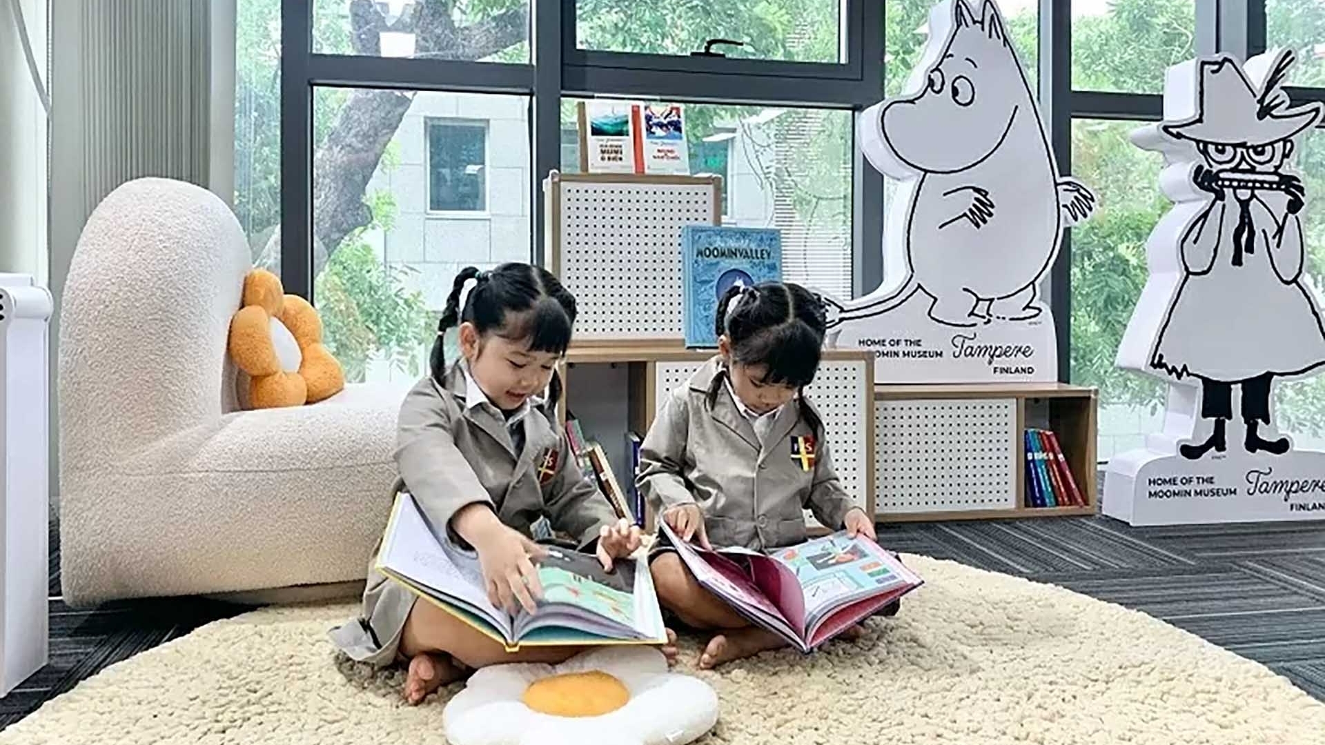 Đọc sách giữa thời đại số