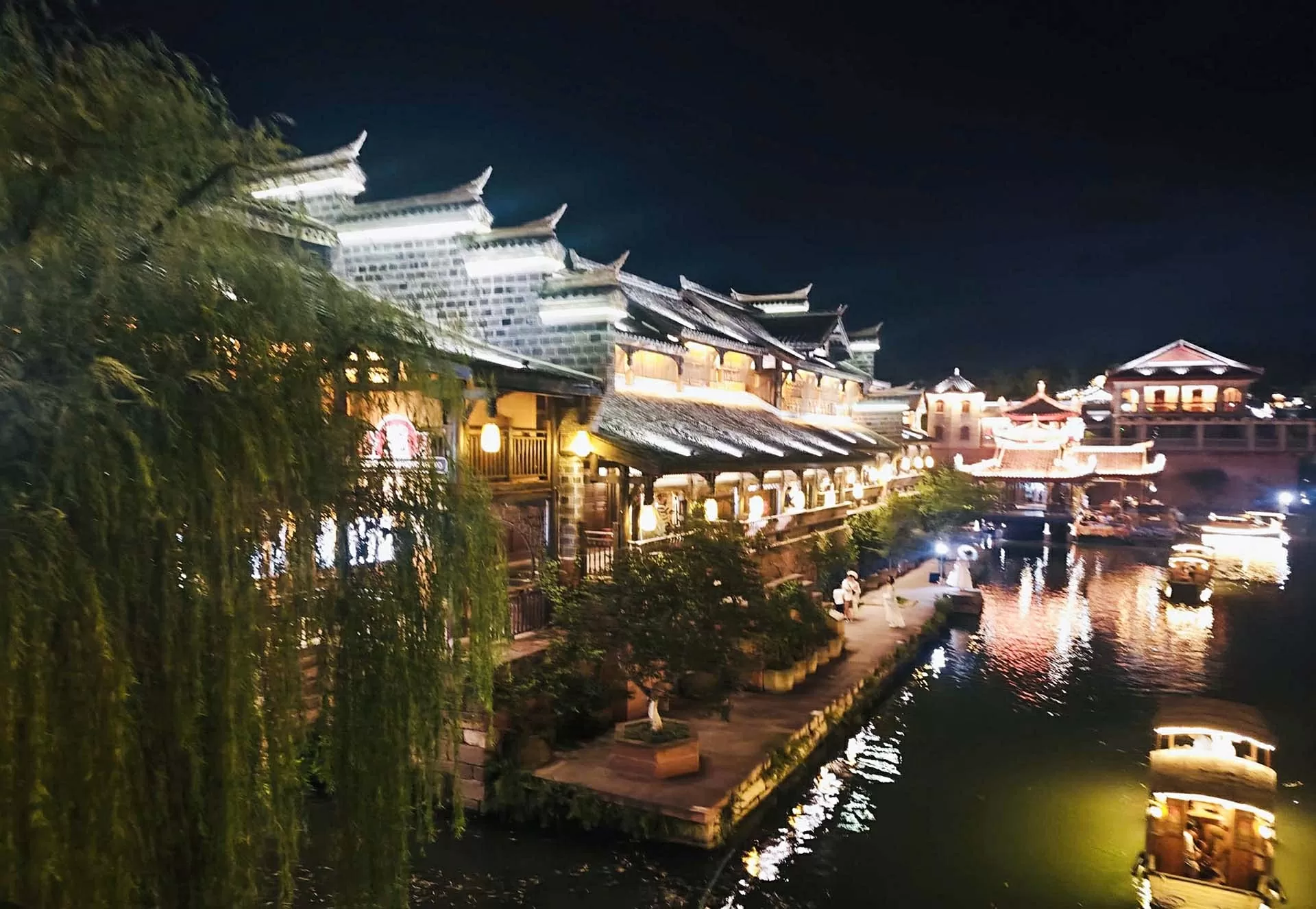 Những trấn cổ vùng Tây Nam Trung Hoa