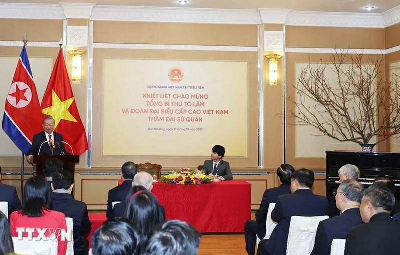 Tổng Bí thư Tô Lâm thăm Đại sứ quán Việt Nam tại Triều Tiên