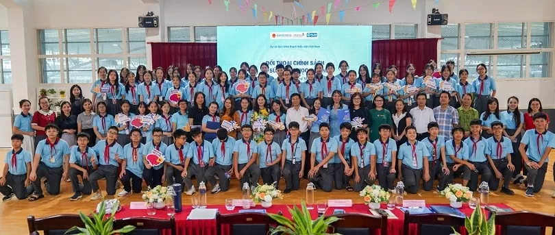 Hưởng ứng Ngày quốc tế Trẻ em gái 2025: Đối thoại chính sách về sức khỏe học đường