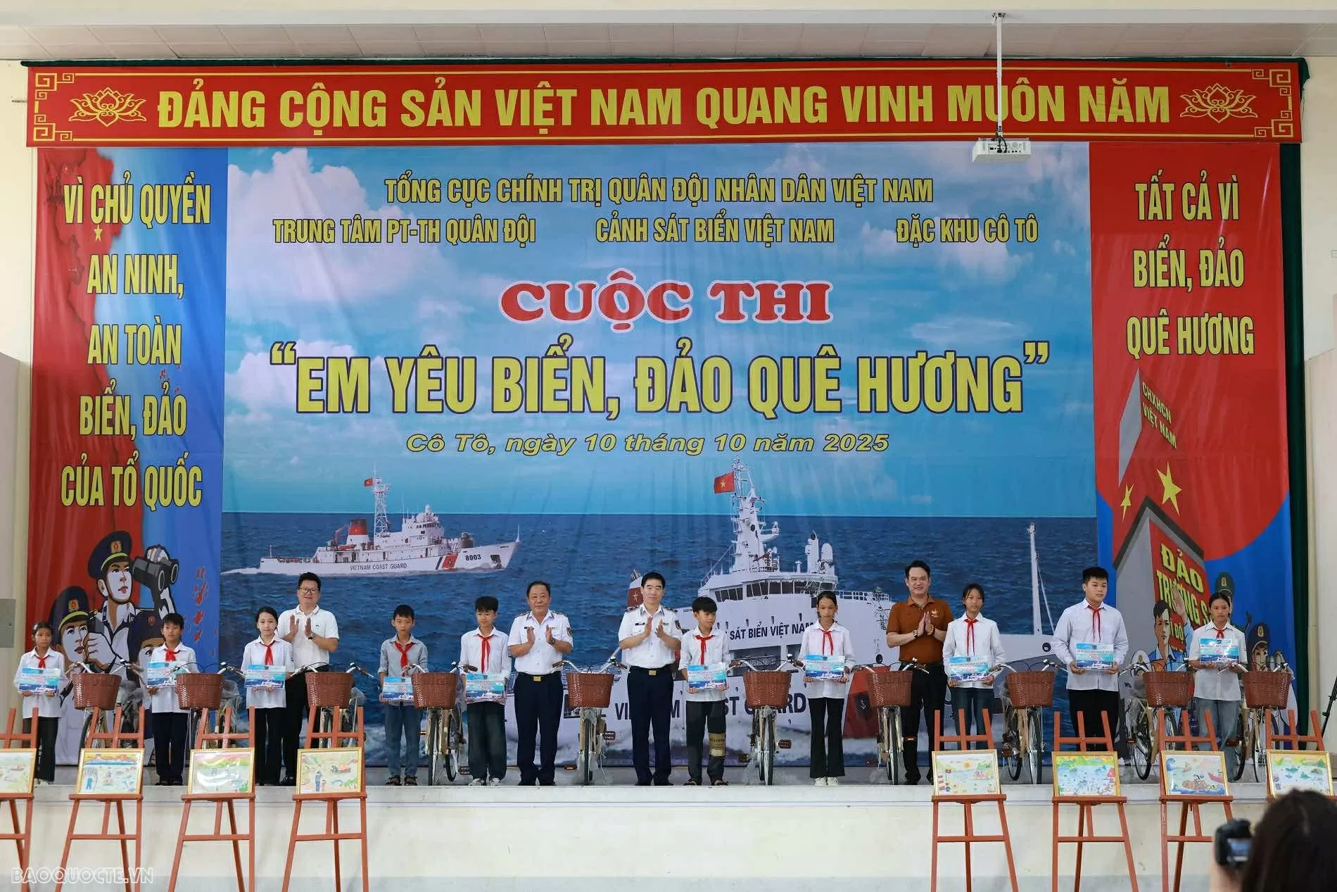 Ươm mầm tình yêu biển, đảo cho thế hệ trẻ Đặc khu Cô Tô, Quảng Ninh Ươm mầm tình yêu biển, đảo cho thế hệ trẻ Đặc khu Cô Tô, Quảng Ninh