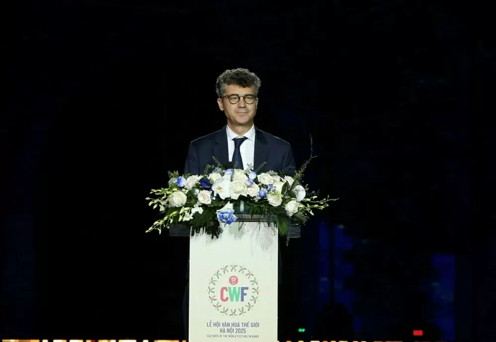 Thủ tướng Chính phủ Phạm Minh Chính: Văn hóa là 'sợi tơ hồng' kết nối con người, các quốc gia và thế giới Thủ tướng Chính phủ Phạm Minh Chính: Văn hóa là 'sợi tơ hồng' kết nối con người, các quốc gia và thế giới