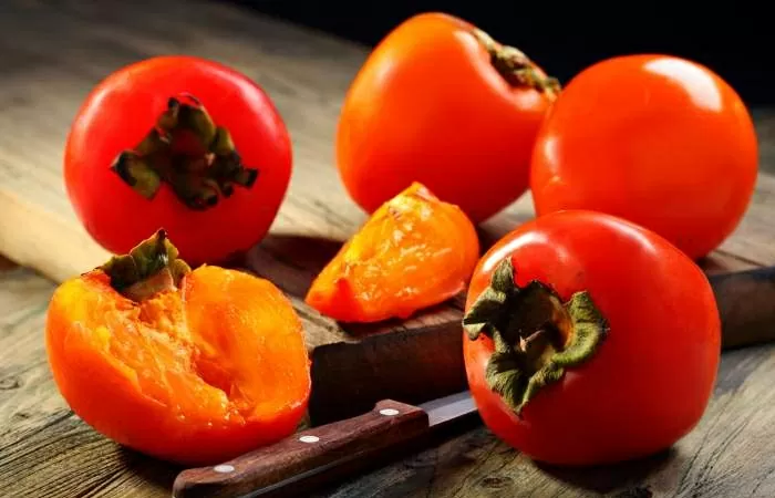 6 nhóm người không nên ăn hồng