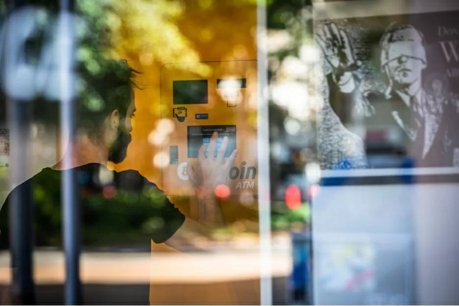 Sau khi tiền điện tử đạt được mức tăng trưởng lớn nhờ các chính sách của tổng thống Donald Trump, các mối đe dọa tăng thuế quan đối với Trung Quốc đã gây ra đợt thanh lý tiền điện tử lớn nhất trong lịch sử, theo nền tảng phân tích dữ liệu CoinGlass. (Nguồn: Getty Images) Sau khi tiền điện tử đạt được mức tăng trưởng lớn nhờ các chính sách của tổng thống Donald Trump, các mối đe dọa tăng thuế quan đối với Trung Quốc đã gây ra đợt thanh lý tiền điện tử lớn nhất trong lịch sử, theo nền tảng phân tích dữ liệu CoinGlass. (Nguồn: Getty Images)