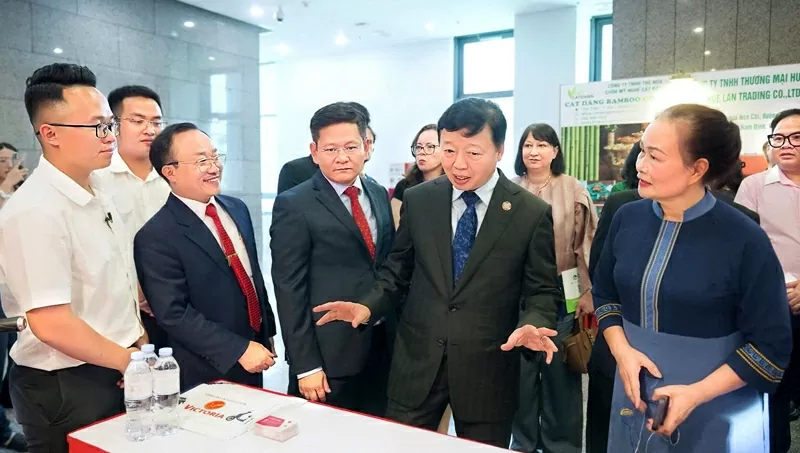 Doanh nhân Phạm Văn Thơ: Người tiên phong hiện thực hóa giấc mơ xe điện 'Make in Vietnam'