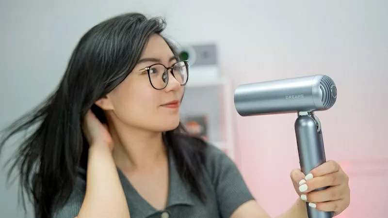 Chọn quà tặng 20/10 ý nghĩa, ghi điểm tuyệt đối với phái đẹp