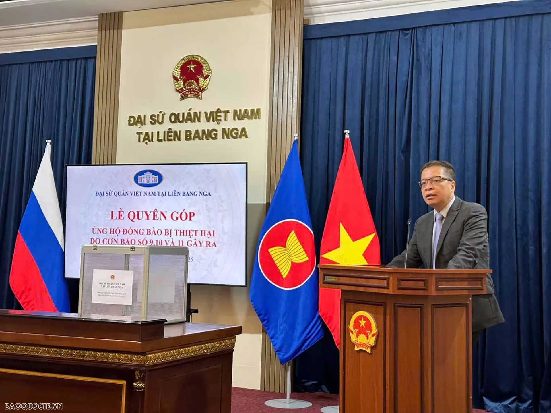 Cộng đồng người Việt tại Nga quyên góp ủng hộ đồng bào bị lũ lụt