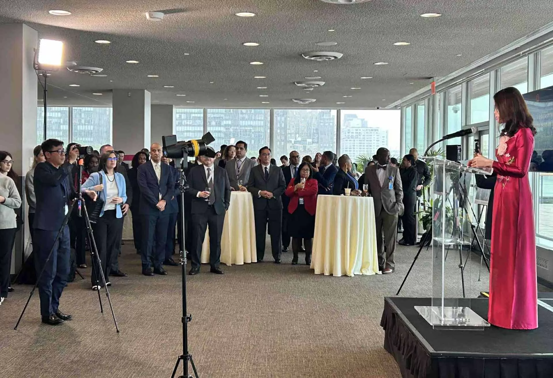 Triển lãm ảnh cùng thông điệp nhân văn của Việt Nam - Thành viên Hội đồng nhân quyền Liên hợp quốc