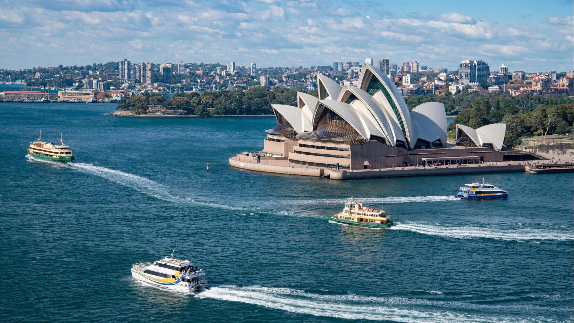 Đón mùa lễ hội cuối năm, Vietjet tăng chuyến bay đến Melbourne, Sydney