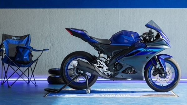 Cập nhật bảng giá xe Yamaha YZF-R15 mới nhất tháng 10/2025