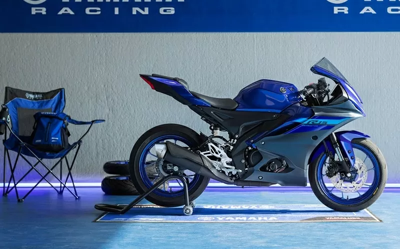 Cập nhật bảng giá xe Yamaha YZF-R15 mới nhất tháng 10/2025.