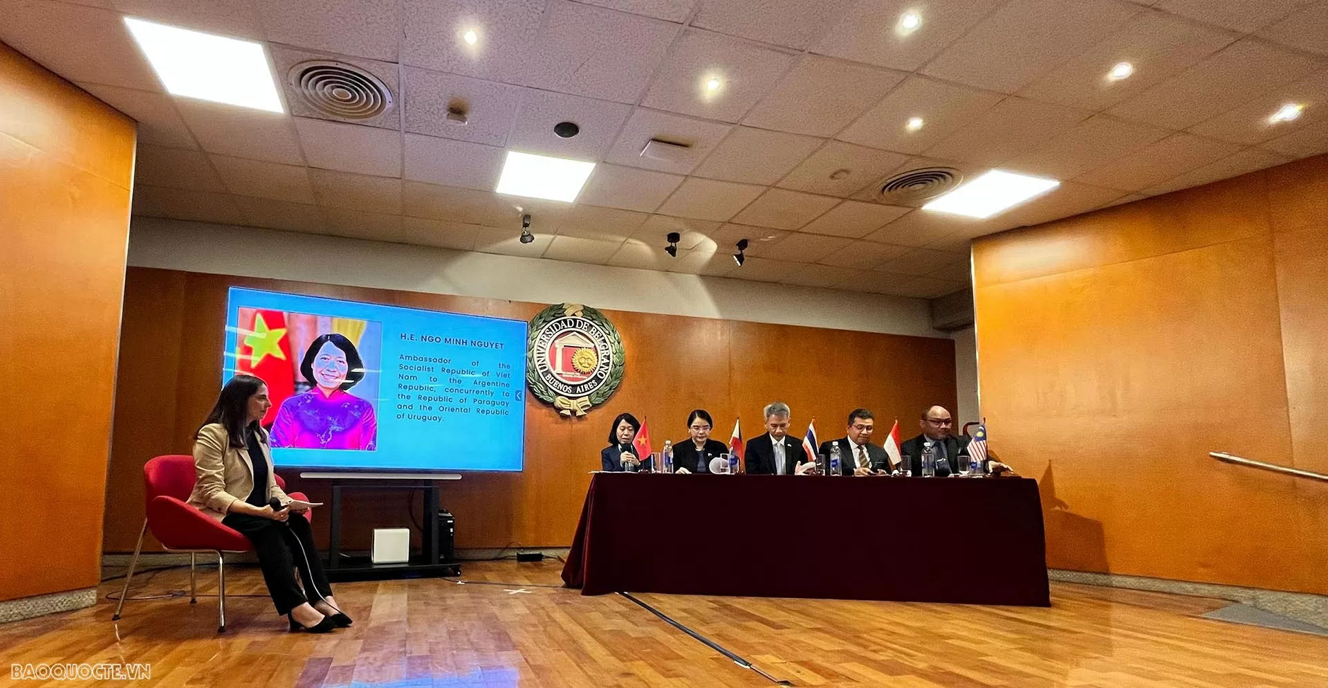 Đại diện các nước ASEAN tại Argentina trao đổi và giao lưu với sinh viên Đại diện các nước ASEAN tại Argentina trao đổi và giao lưu với sinh viên