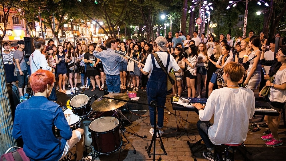 K-pop không 'chết', chỉ là thở nhẹ hơn, chờ những làn gió mới của châu Á