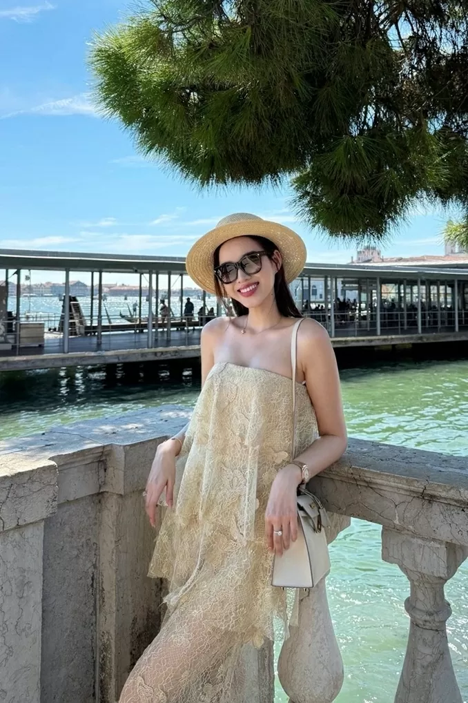 Thời trang sang chảnh của Hoa hậu Đỗ Thị Hà trước kết hôn