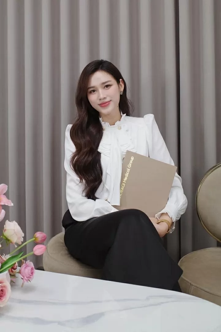 Thời trang sang chảnh của Hoa hậu Đỗ Thị Hà trước kết hôn