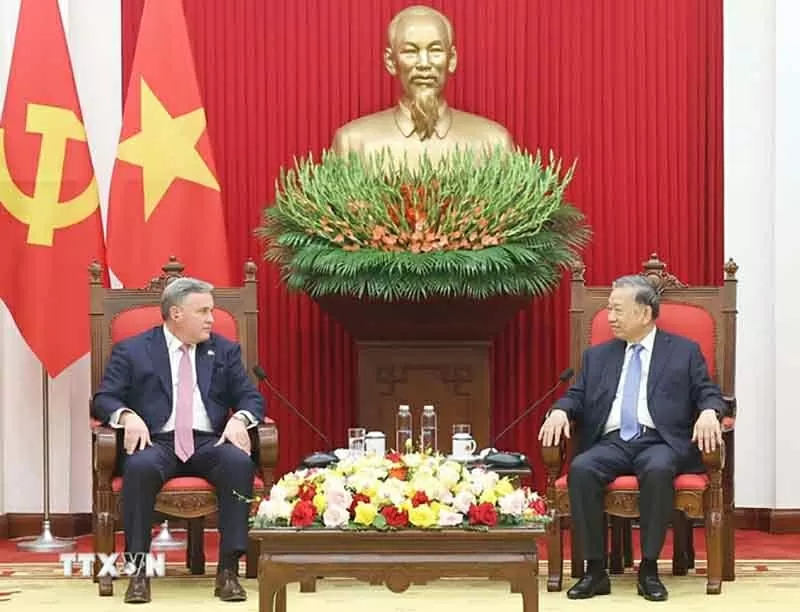 Tổng Bí thư Tô Lâm tiếp Chủ tịch Hội đồng quản trị kiêm Tổng giám đốc điều hành Tập đoàn Murphy Oil Tổng Bí thư Tô Lâm tiếp Chủ tịch Hội đồng quản trị kiêm Tổng giám đốc điều hành Tập đoàn Murphy Oil