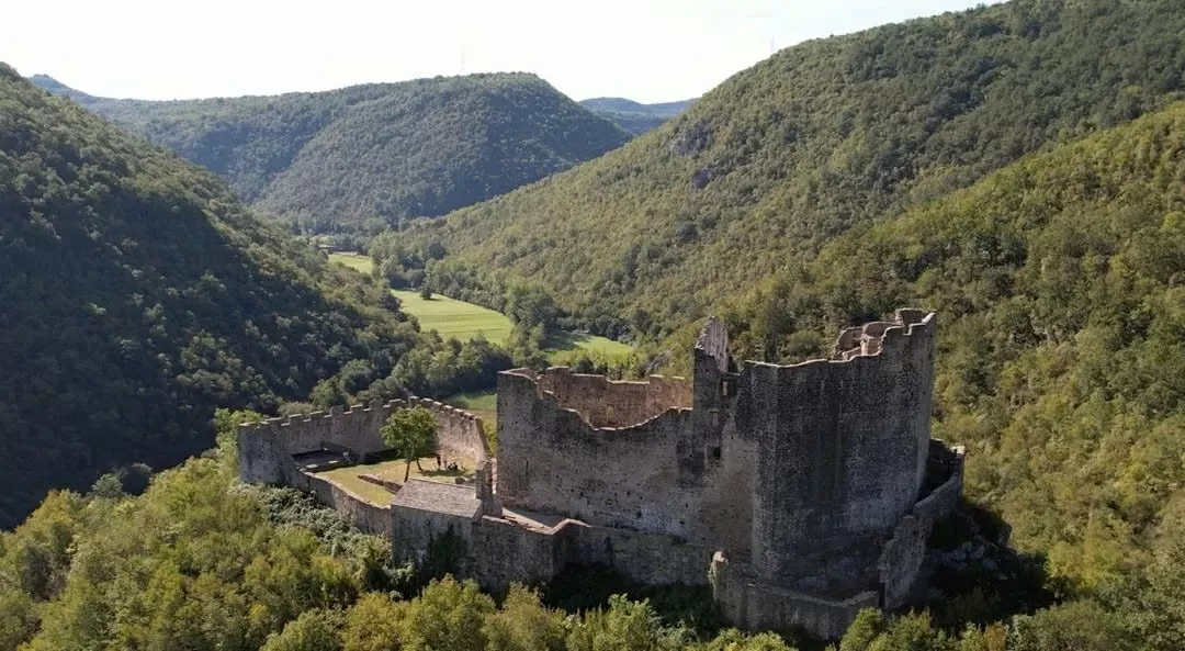 Khi lâu đài cổ hô biến thành điểm đến hấp dẫn của du lịch bền vững