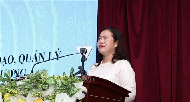 Tạo điều kiện để đội ngũ nữ lãnh đạo phát huy tối đa năng lực và phẩm chất Tạo điều kiện để đội ngũ nữ lãnh đạo phát huy tối đa năng lực và phẩm chất