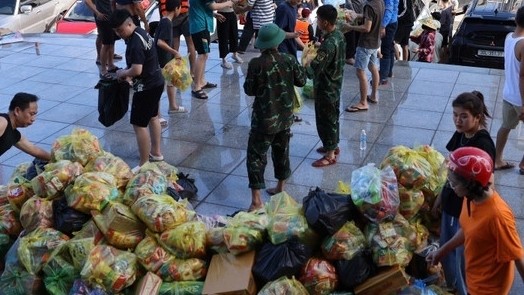 Từ thiện mùa bão lũ: Lòng tốt cần đi cùng trách nhiệm