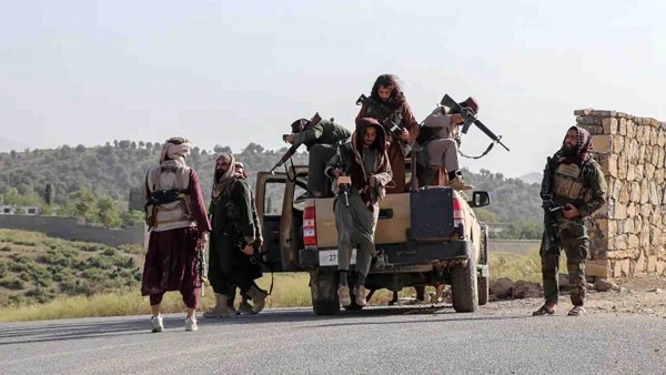 Người dưng ngược lối