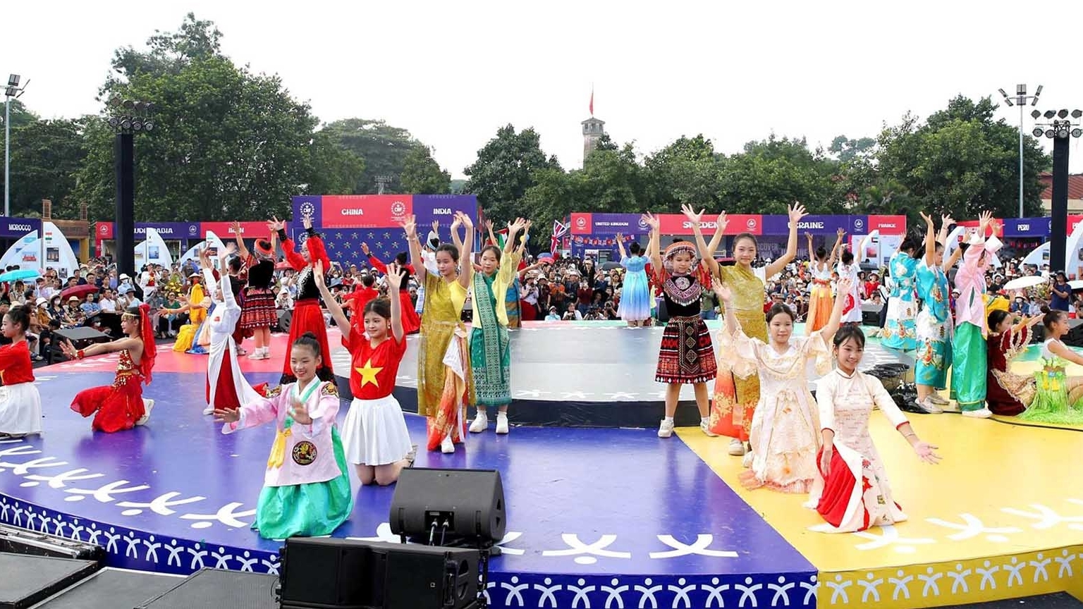 Điểm hẹn của văn hóa thế giới