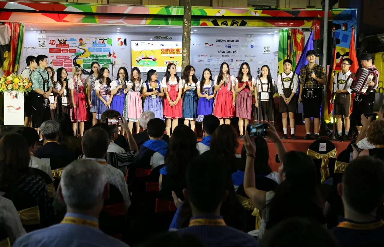 Tiết mục đồng ca Khai mạc Lễ hội Đức 2025 tại Hà Nội