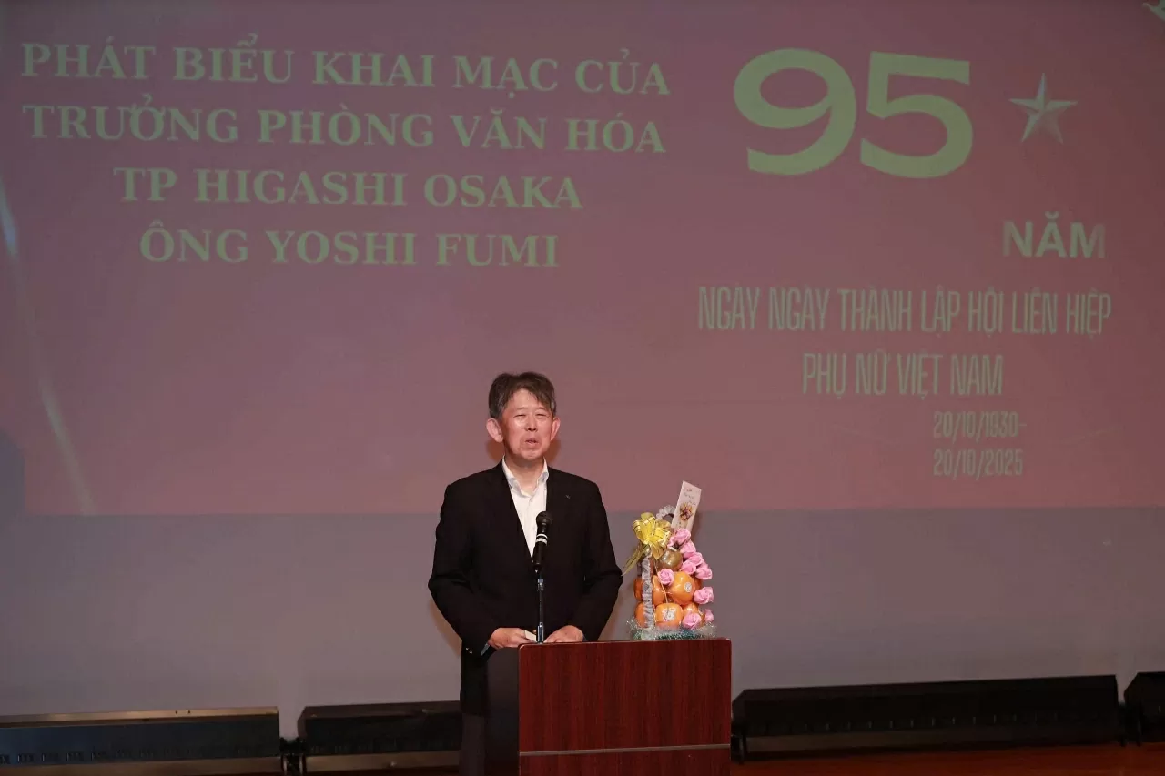 Chương trình ‘Tiếng Mẹ nơi xa’ - Dấu ấn ấm áp lễ kỷ niệm 95 năm thành lập Hội Liên hiệp Phụ nữ Việt Nam tại Kansai, Nhật Bản Chương trình ‘Tiếng Mẹ nơi xa’ - Dấu ấn ấm áp lễ kỷ niệm 95 năm thành lập Hội Liên hiệp Phụ nữ Việt Nam tại Kansai, Nhật Bản