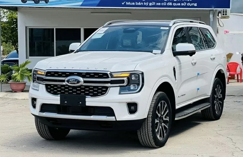 Top 5 xe SUV hạng D bán chạy nhất tháng 9/2025: Ford Everest tiếp tục lập đỉnh.