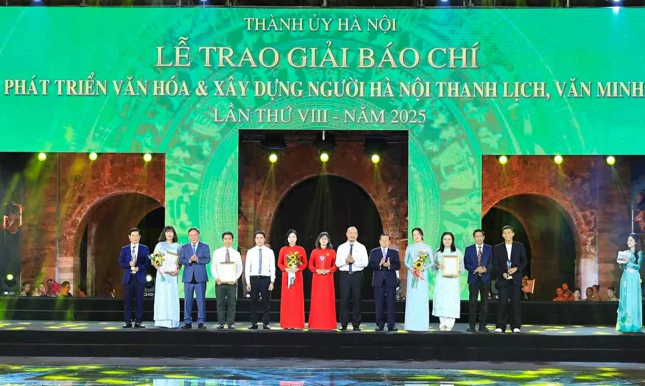 Trao giải cho 33 tác phẩm xuất sắc văn hóa Hà Nội 2025 Trao giải cho 33 tác phẩm xuất sắc văn hóa Hà Nội 2025