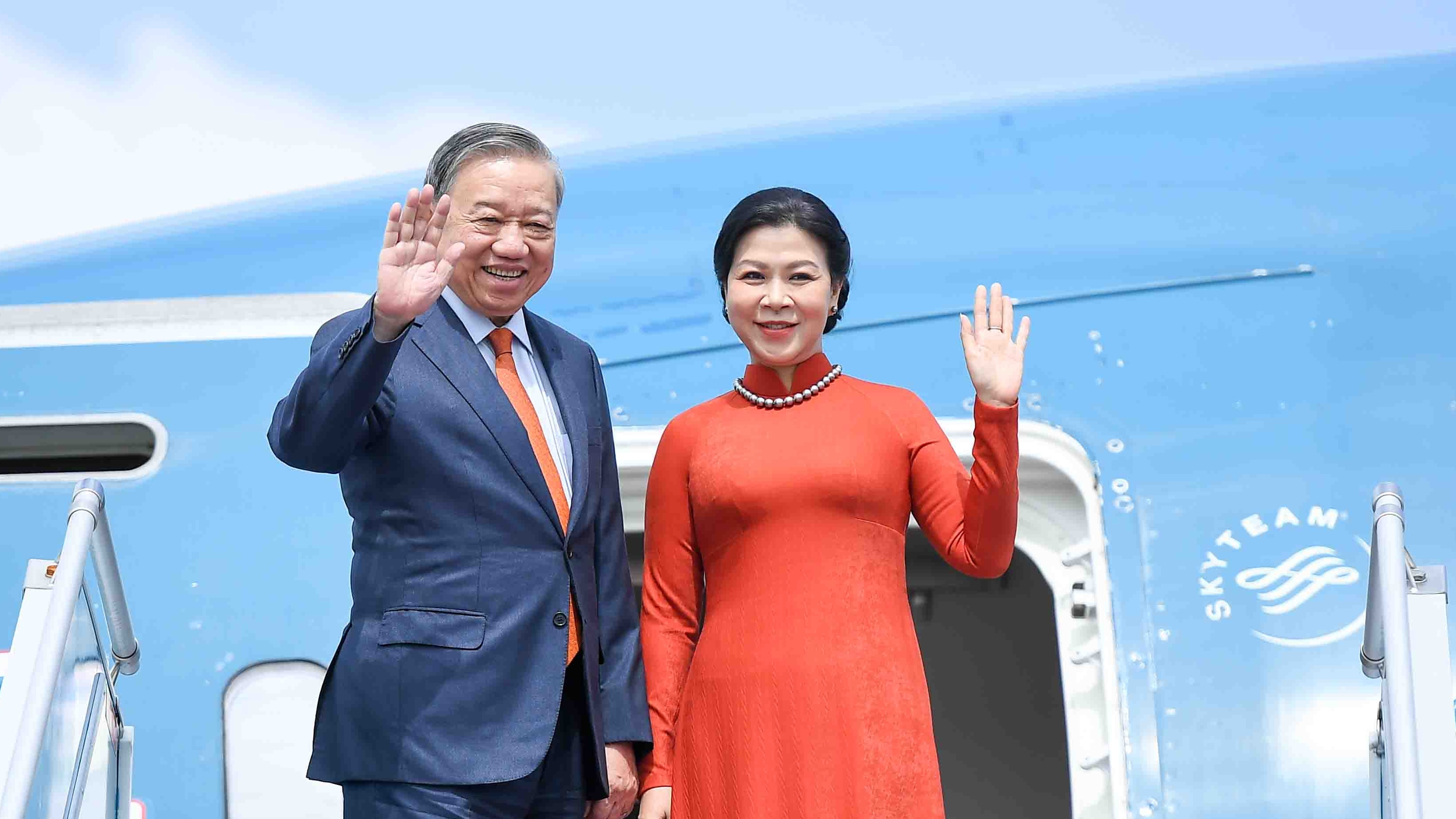 Tổng Bí thư Tô Lâm và Phu nhân lên đường thăm Phần Lan