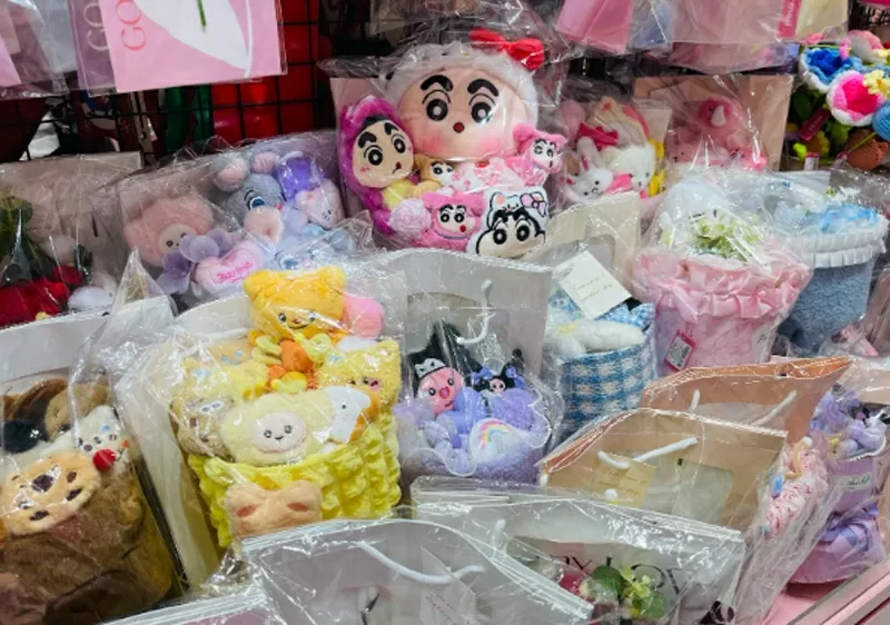 Những món quà đậm chất “Gen Z” (Ảnh: Đỗ Quyên) Những món quà đậm chất “Gen Z” (Ảnh: Đỗ Quyên)