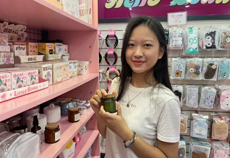 Tặng quà cho bản thân là cách Minh Phương tận hưởng ngày 20/10.