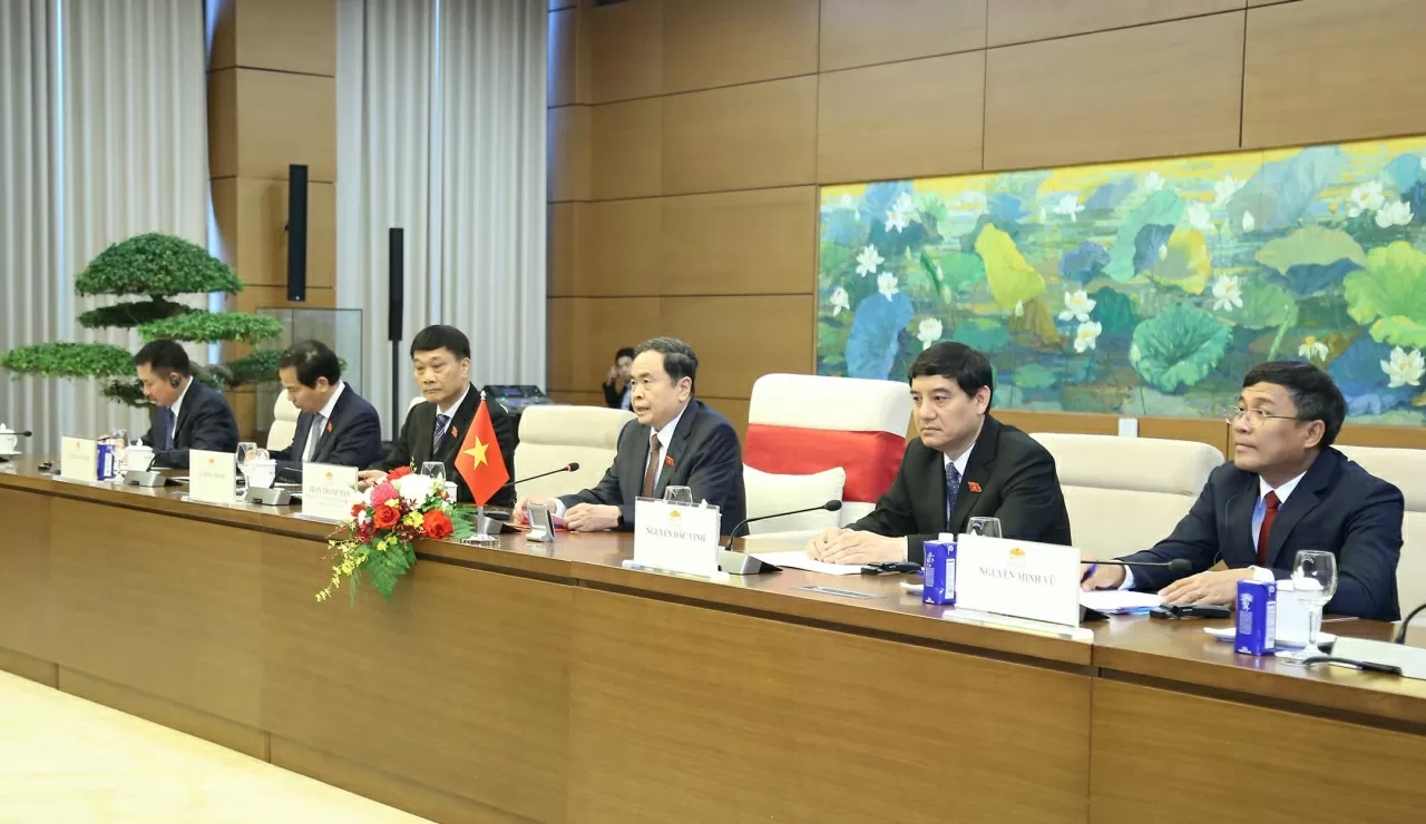 Chủ tịch Quốc hội Trần Thanh Mẫn và đoàn đại biểu Việt Nam. (Ảnh: Thành Long)